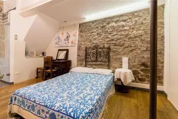 پانسیون Sea View Suites Francamaria Rooms