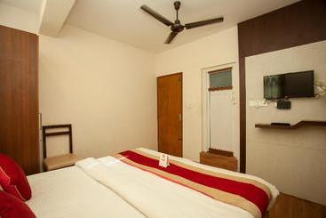 Oyo 219 Hotel Royal Kusum