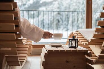 Отель Lago Della Creta