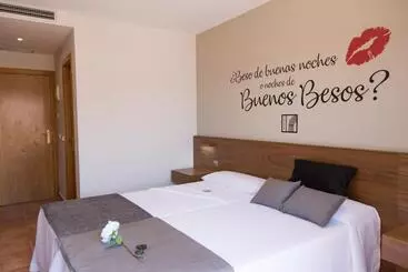 ユースホステル Hostal Pradaria Asador & Alojamiento