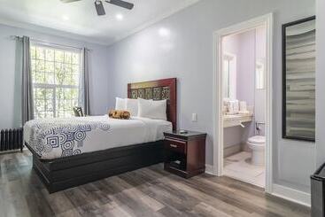 Greenleaf Hotel Long Beach Convention Center