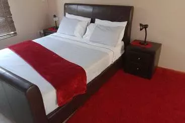 تختخواب و صبحانه Tap S Home Away From Home