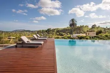 ホテル Safragell Ibiza Suites & Spa