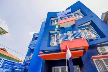 Pensão Reddoorz Syariah Near Metropolitan Mall Bekasi