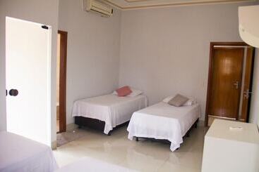 Bed and Breakfast Palmas Hostel