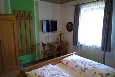 ユースホステル Gasthaus Schachinger