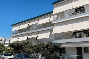 Araliki Apartments & Studios