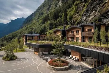 Huoneistohotelli Lvg Hotel Collection   Cascata D Otro Mountain Lodge