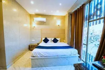 Hotelli The Dreams Inn & Banque