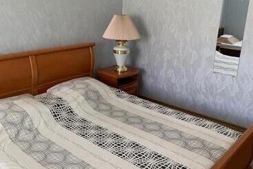 هاستل Ludmila Guest House   гостевой дом людмила