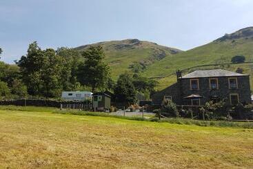Hotelli Shepherds Hut Dolly Wagon