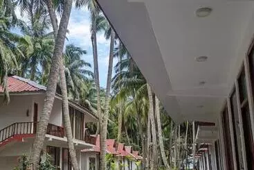 Crossbill Beach Resort