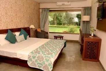 Hotel Mpt Jhankar