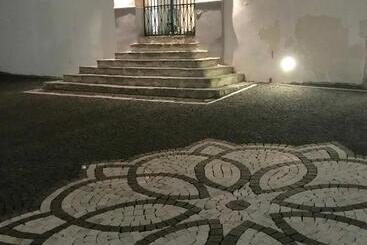 مبيت وإفطار Palazzo D'amaro Historical Residence