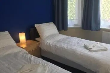 Southend Central Hotel   Close To Beach, City Centre, Train Station & Southend Airport