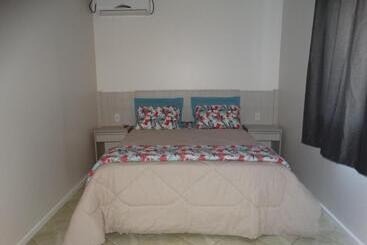 פנסיון Pousada Central