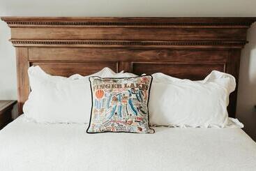 הוסטל The Bond 1835