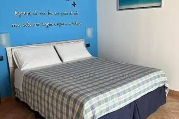 Color House Malpensa B&b