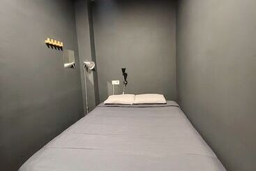 هاستل Hostal Siesta & Go Nuevos Ministerios