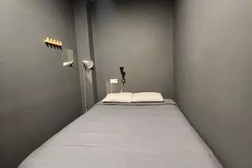 ユースホステル Hostal Siesta & Go Nuevos Ministerios