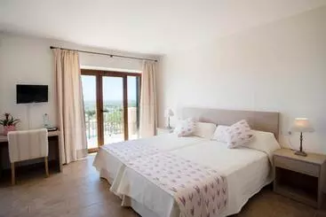 هتل Agroturismo Sa Marina