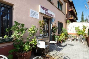 پانسیون Fonda Chavarria