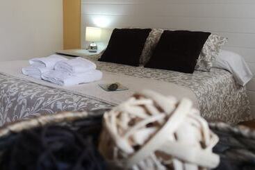 膳宿费 Pensión La Estación