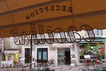 پانسیون Cacilhas Guest Apartments