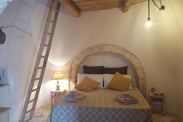 پانسیون Trullo 1 2 7