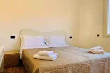 Front Lake Apartment Bardolino