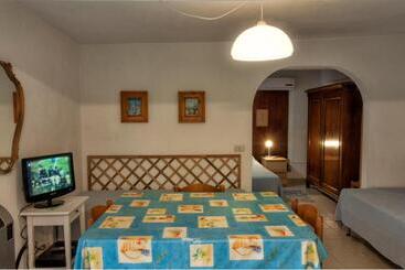 מלון דירות Casa Furrer