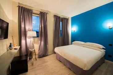 بنسيون So&leo Guest House