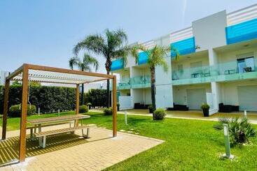 Vespucci Apartments Torre Lapillo