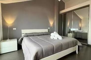 هتل آپارتمان Thalassa Suite & Spa