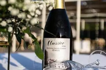 Hotelli Corte San Ruffillo Country Resort