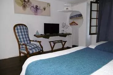 Hotelli Le Relais Des Vieilles Postes