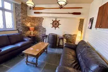 Albergue Jolly Sailor Inn