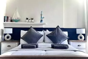 ユースホステル Farr Bay Inn