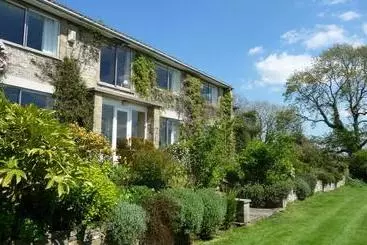 Pensió Shallowdale House