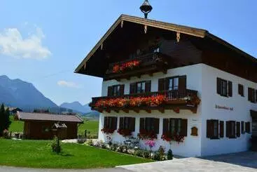 Hotel Schusterbauer   Chiemgau Karte