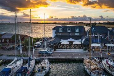 公寓式酒店 Meerblick Lemkenhafen