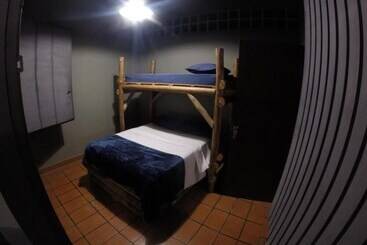 펜션 Down The River Hostel