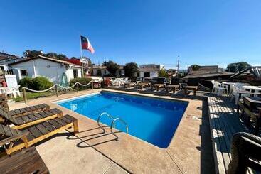 هتل آپارتمان Cabañas Demaico