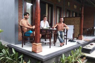 膳宿费 Pondok Indah Homestay