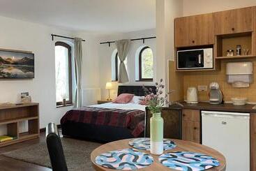 Pensão Alfinio Villa