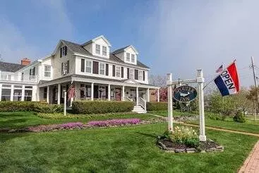 Spouter Inn Bed & Breakfast