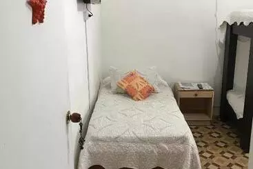 ユースホステル Helena S Place