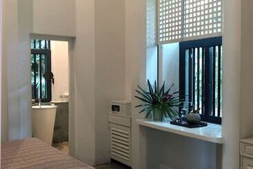 פנסיון Boutique 87