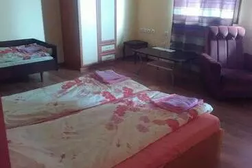 ペンション Fenix Rooms