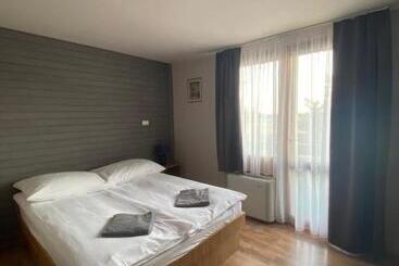 Pensionat Owlcastle Bagolyvár